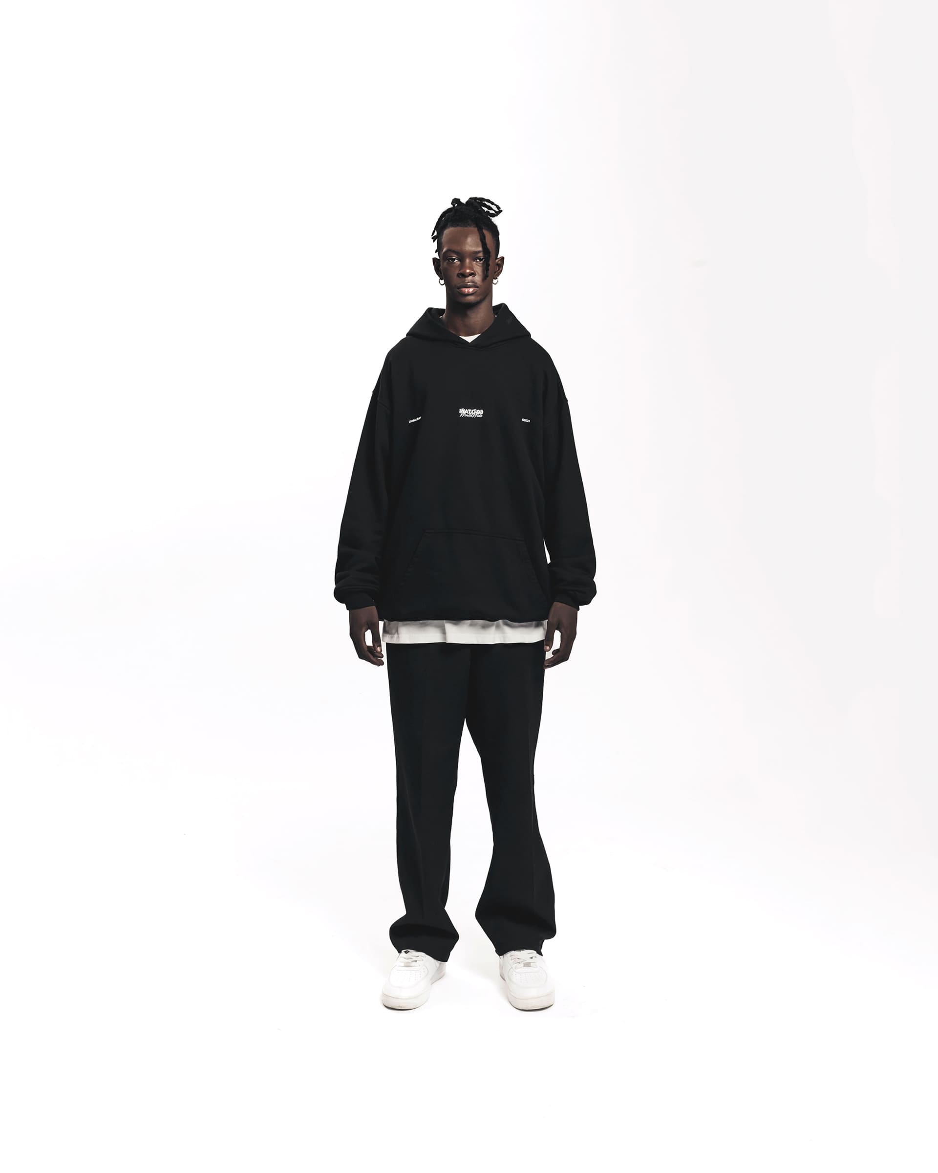 WORLDWIDE LOGO HOODIE BLACK