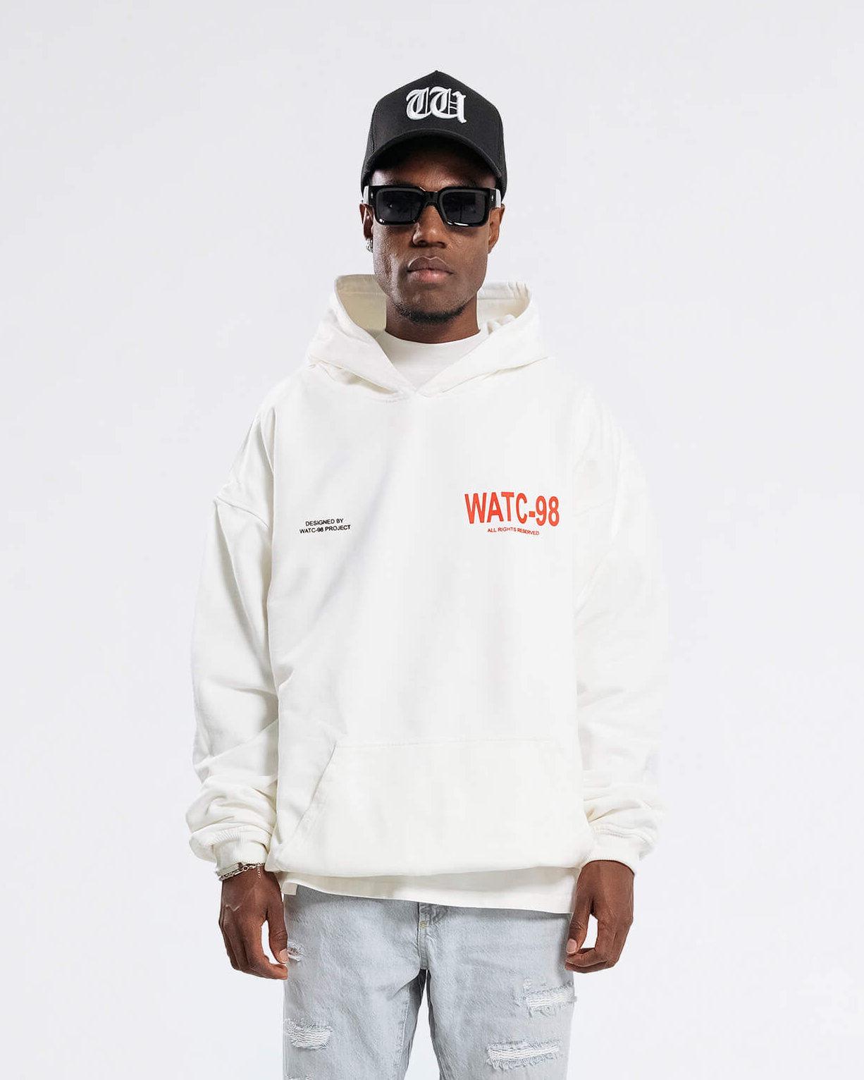 RESURGENCE GRIFFIN HOODIE CREAM