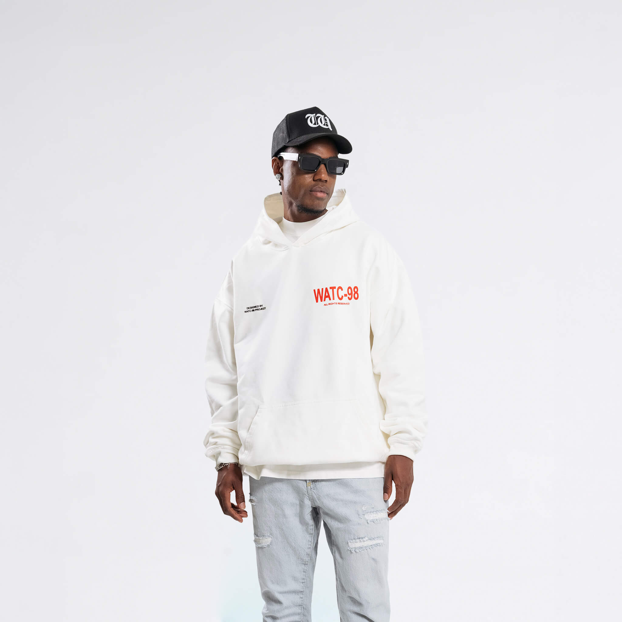 RESURGENCE GRIFFIN HOODIE CREAM