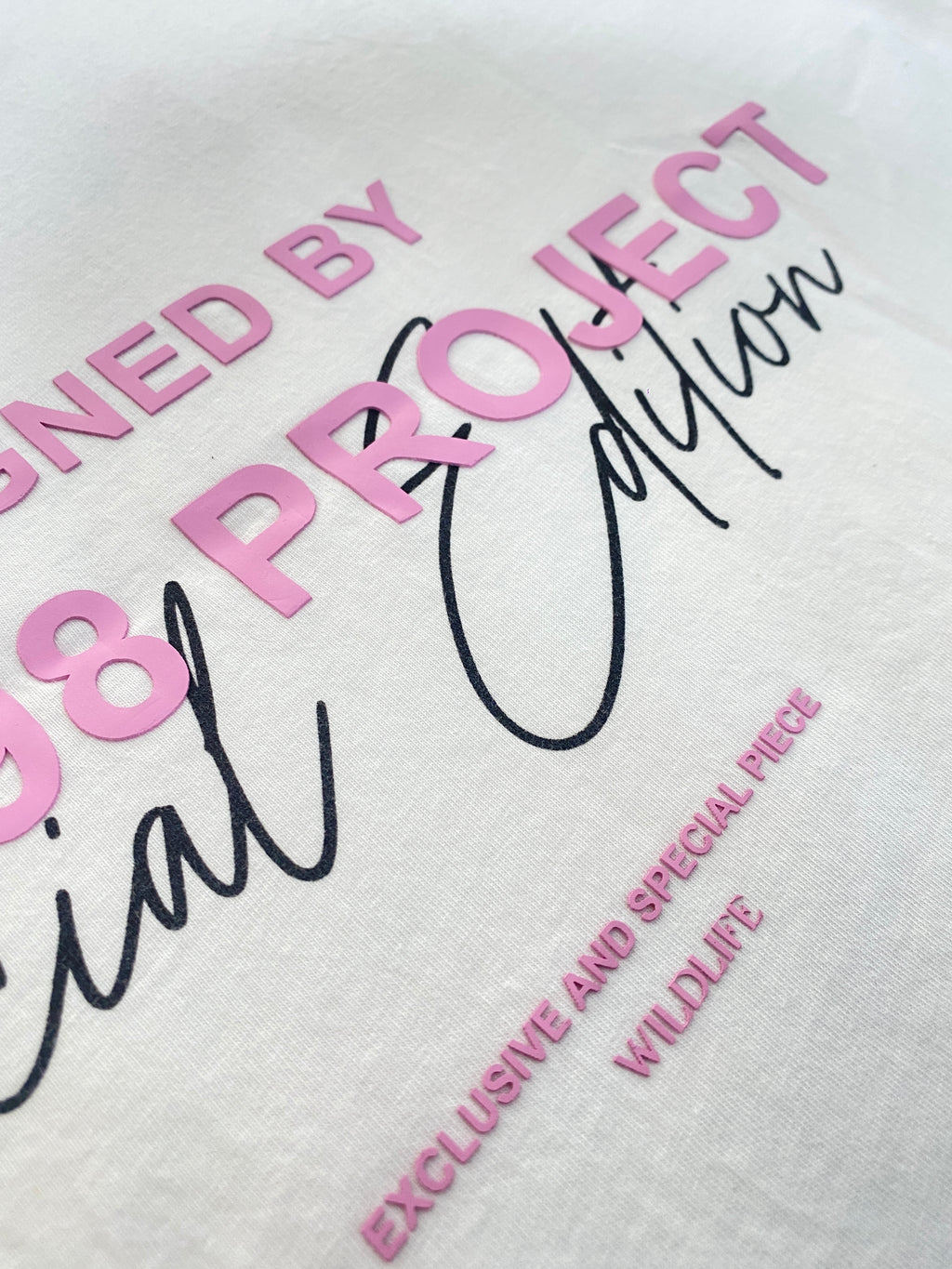 PINK DOLPHIN SPECIAL EDITION T-SHIRT CREAM