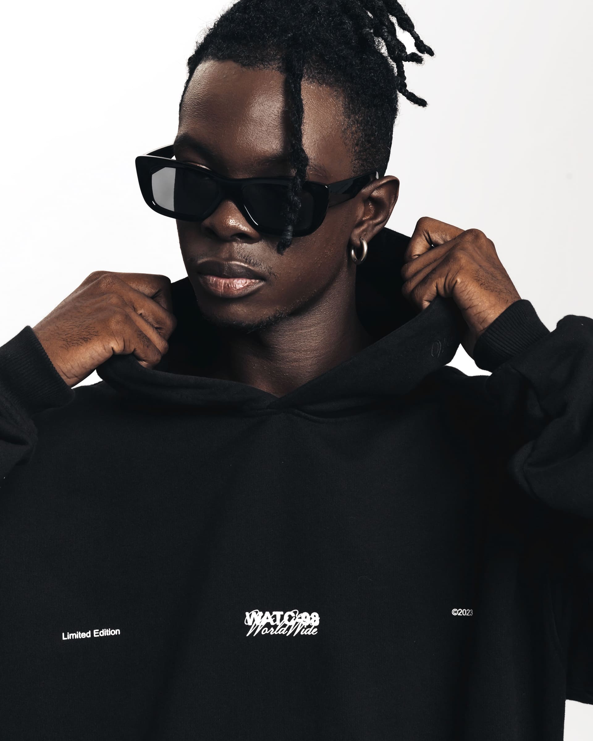 WORLDWIDE LOGO HOODIE BLACK